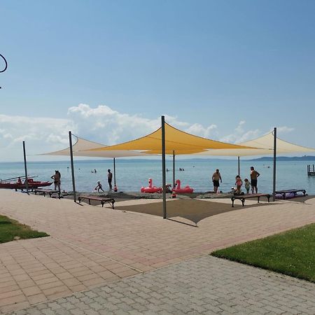 Admiral Apartman Csopak Exterior foto